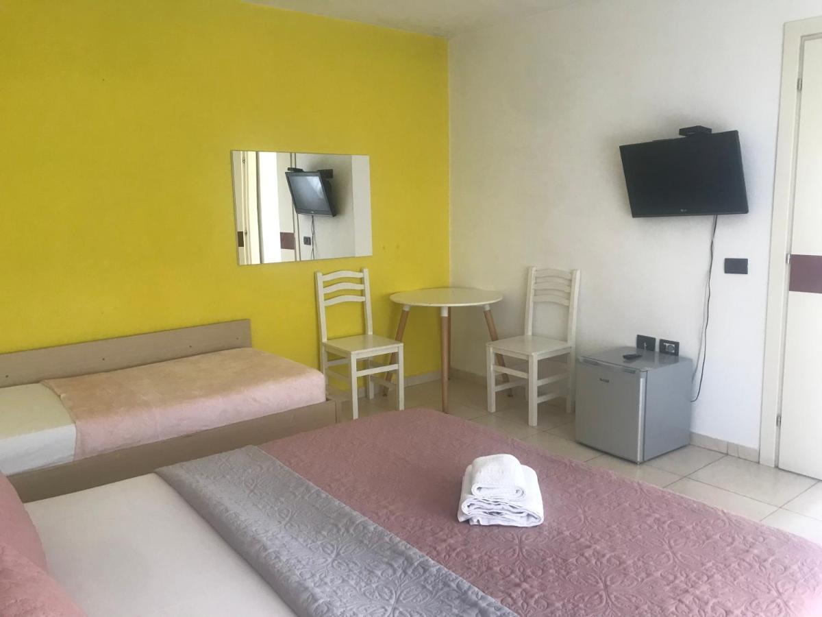 Orange Villa Hotel Τίρανα Εξωτερικό φωτογραφία